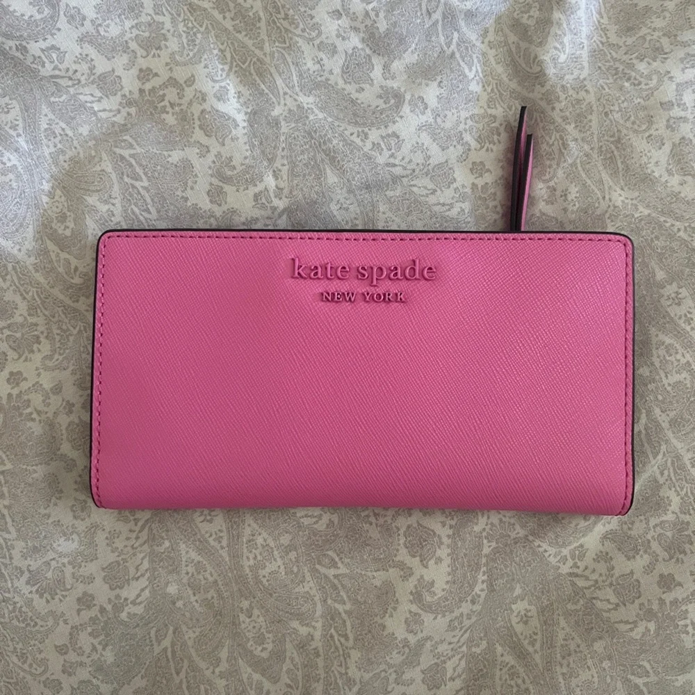 Kate Spade New York Large Slim Bi-Fold Wallet Fuchsia Color - Picture 1 of 9